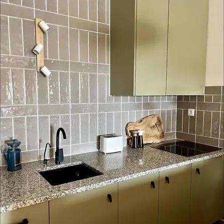 לינה וארוחת בוקר Coastal Garden - Kismet Boutique 4*